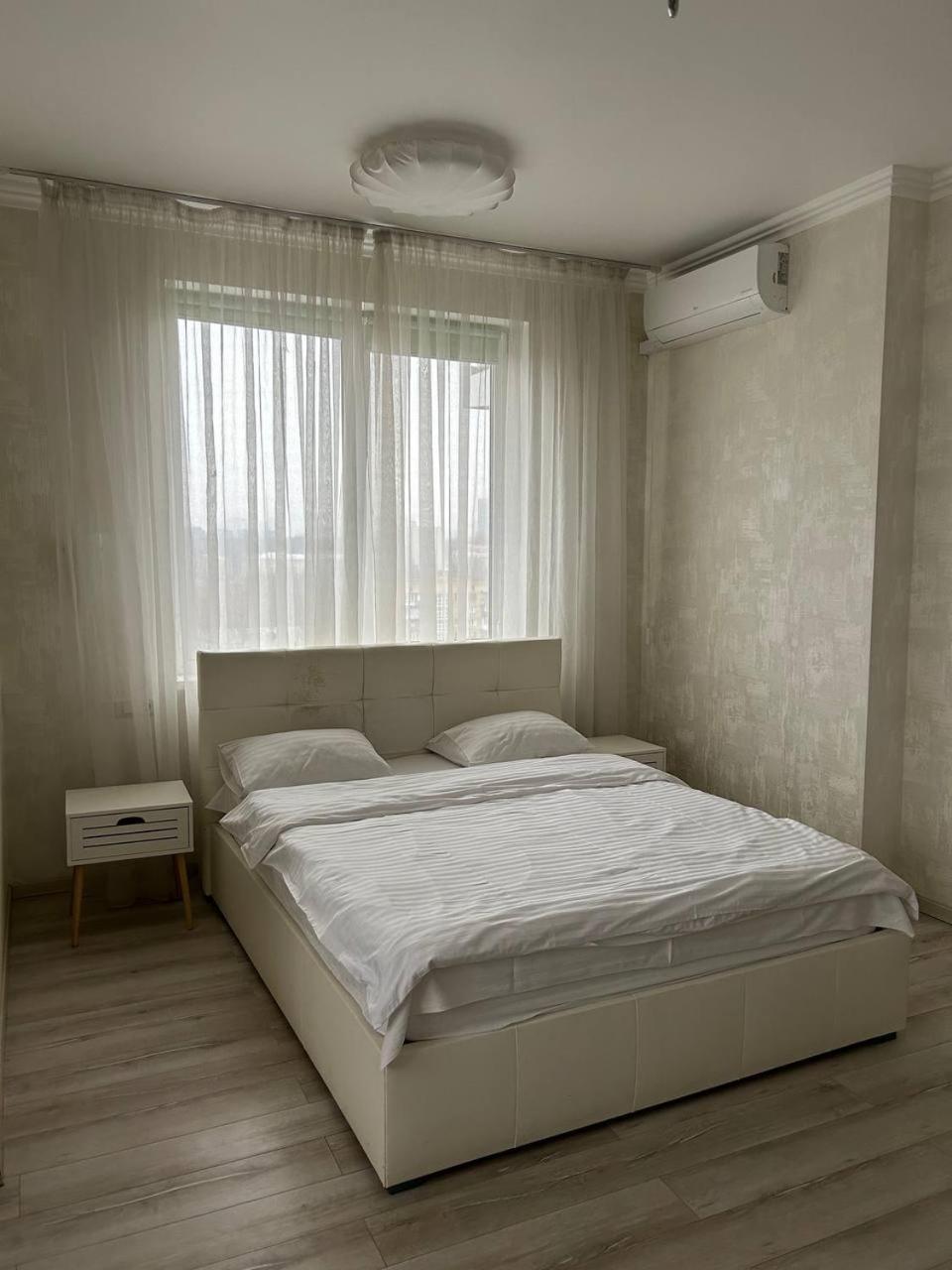Apart Assistant On Smart Plaza Kijów Zewnętrze zdjęcie